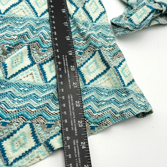 ANTHROPOLOGIE AKEMI & KIN Large Blue Diamond Print Boho Roll Tab Embellished Top - Picture 9 of 10